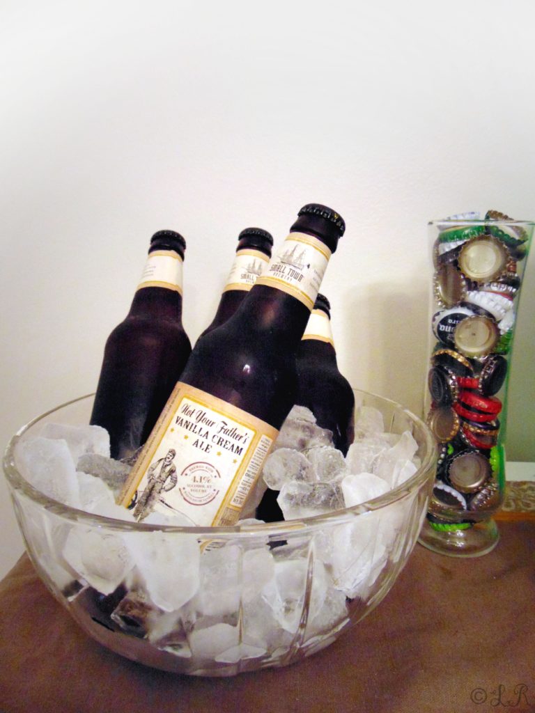 autumn bar drinks beer decor ideas caps bottle