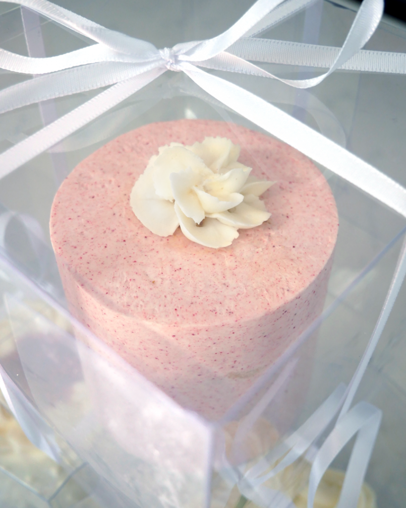 mini wedding cake tasting raspberry wedding cake with swiss meringue buttercream