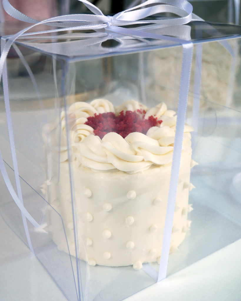 mini wedding cake taster red velvet mini cake